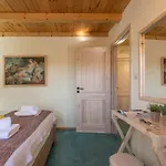 Villa Avocado