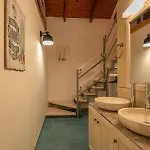 Villa Avocado