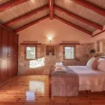 Villa Avocado