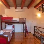 Villa Avocado *