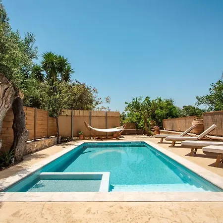 Villa Avocado Villas