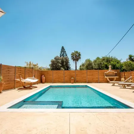 Avocado Villa